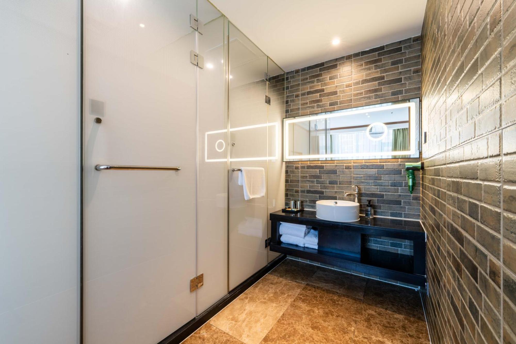 Nost Algia Hotel Near Beijing Panjiayuan Antique Market- Beijing Happy Valley, Cbd, China Zun And Sanlitun, Tian'Anmen Square, Free Ice Cream, Mineral Water, Coffee, Snacks And Laundry Service, Free Gymnastic, English Communication Well Kültér fotó