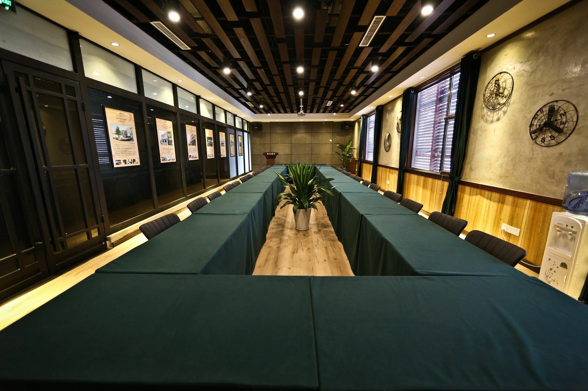 Nost Algia Hotel Near Beijing Panjiayuan Antique Market- Beijing Happy Valley, Cbd, China Zun And Sanlitun, Tian'Anmen Square, Free Ice Cream, Mineral Water, Coffee, Snacks And Laundry Service, Free Gymnastic, English Communication Well Kültér fotó