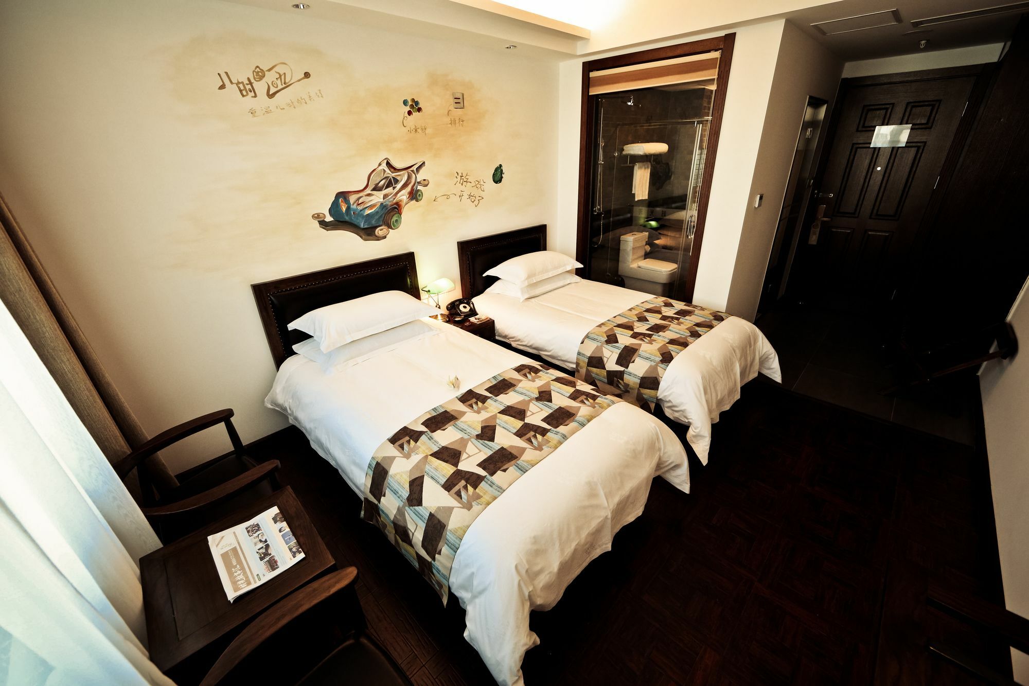 Nost Algia Hotel Near Beijing Panjiayuan Antique Market- Beijing Happy Valley, Cbd, China Zun And Sanlitun, Tian'Anmen Square, Free Ice Cream, Mineral Water, Coffee, Snacks And Laundry Service, Free Gymnastic, English Communication Well Kültér fotó